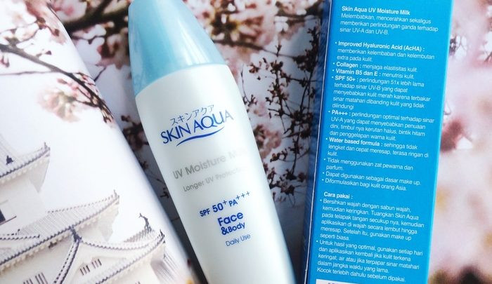 Kem chống nắng Sunplay Skin Aqua UV Moisture Milk